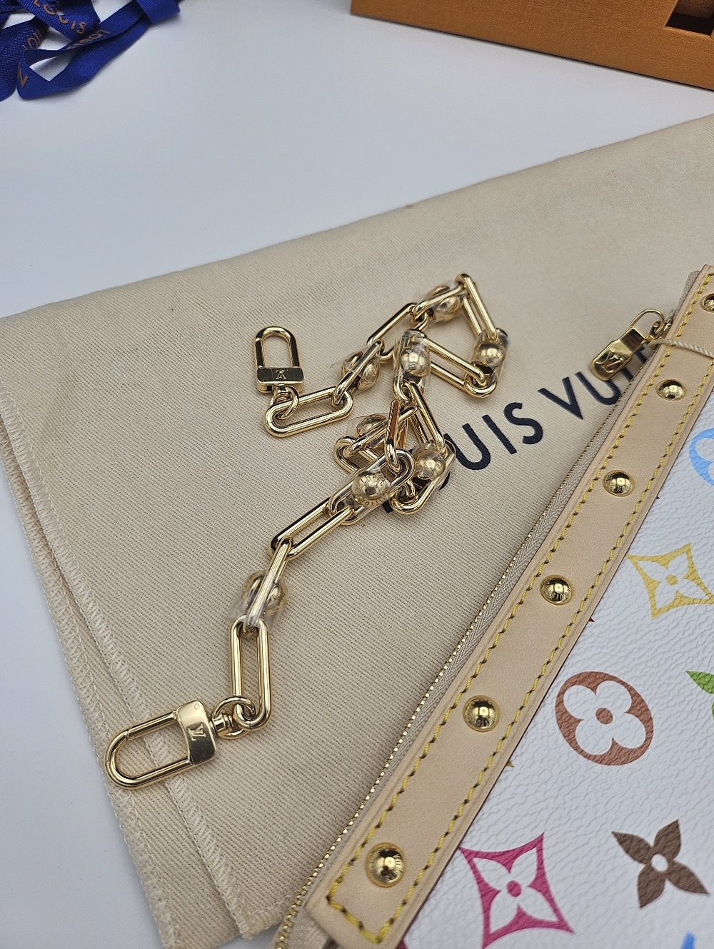 Brand new authentic Louis Vuitton LV x TM Pochette Accessoires, Multicolor - Picture 14 of 17